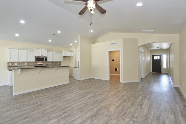 Building Photo - 11352 W Wild Aster St