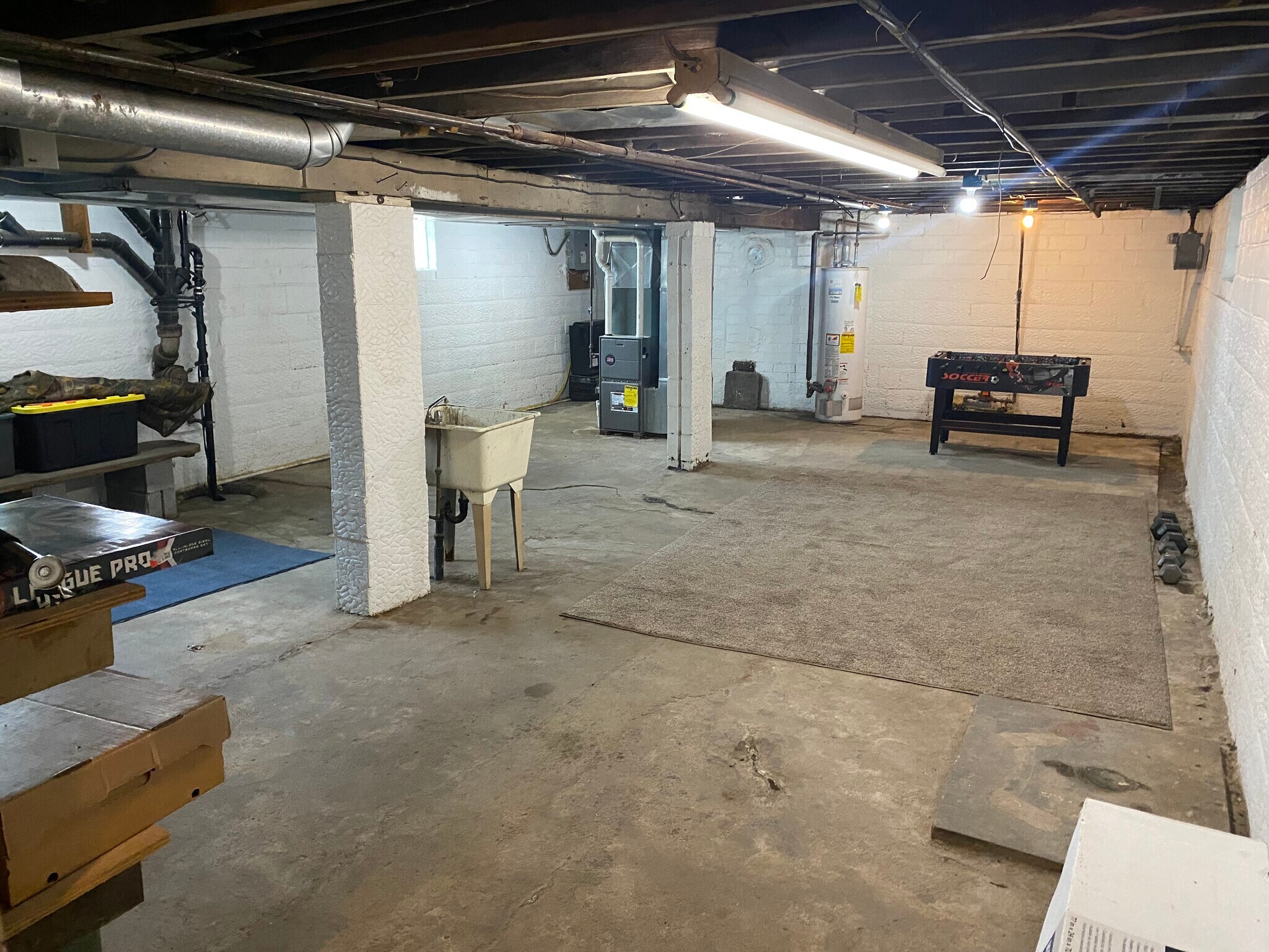 Building Photo - 2617 Maple Ave NE