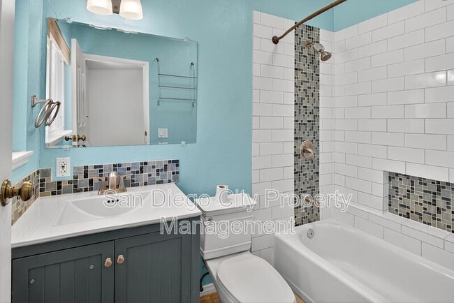 Building Photo - 2363 Judson St