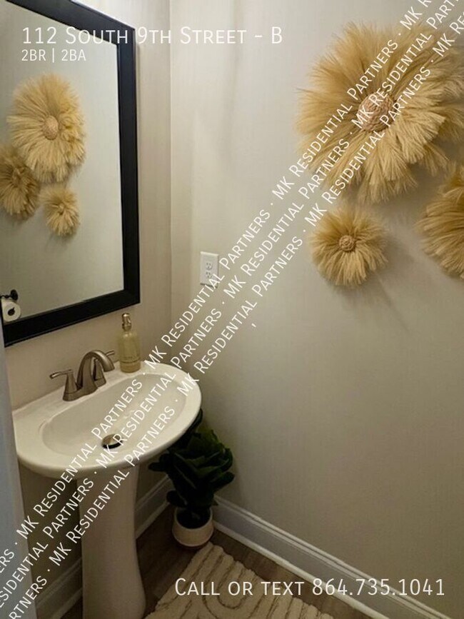 Building Photo - 112 S 9th St