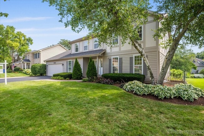 Building Photo - 2802 Wedgewood Dr