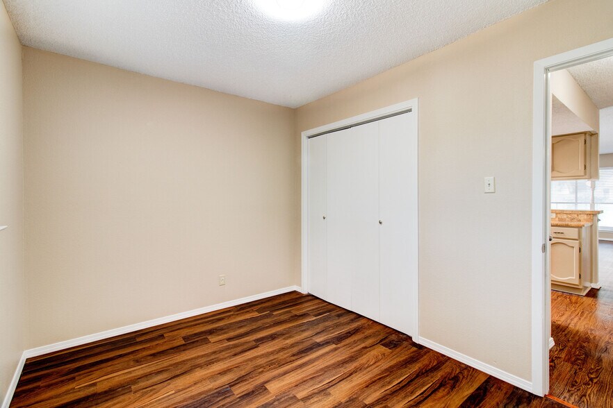 Building Photo - 7912 Echo Wind St