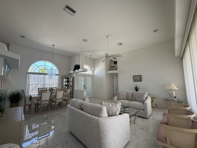 Building Photo - 137 Sportsman Rd