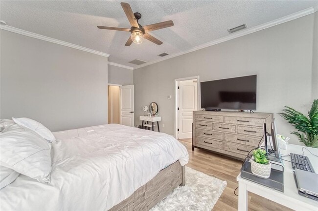 Building Photo - 5225 Brighton Shore Dr