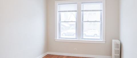 Building Photo - 2422 W Catalpa Ave