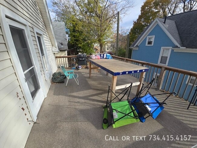 Building Photo - 502 Benjamin St