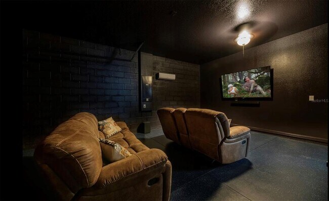 Building Photo - 5533 Misty Oak Cir