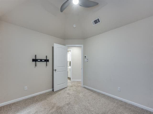 Building Photo - 2209 Highland Villa Ln