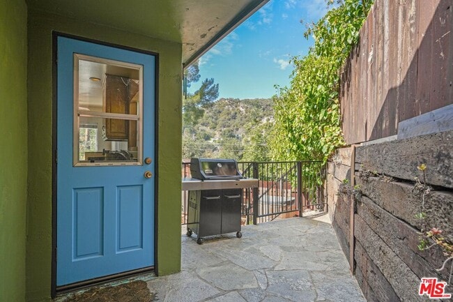 Building Photo - 21549 Summit Trail
