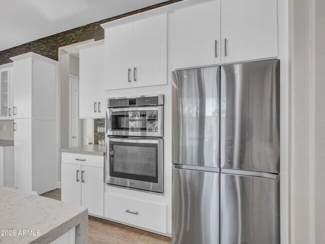 Building Photo - 29523 N 23rd Dr