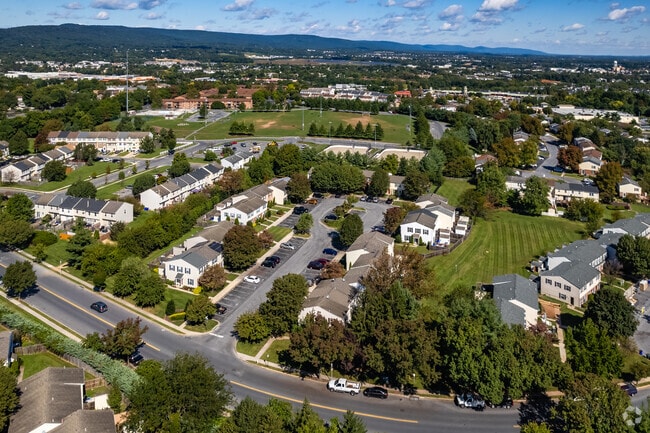 497 Arwell Ct - Alban Place Townhomes