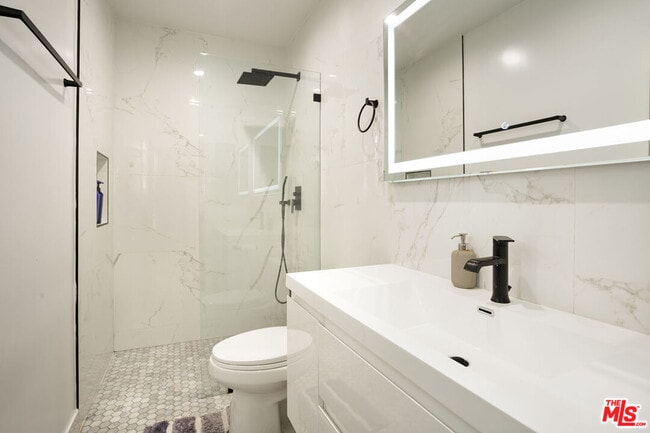 Building Photo - 5542 Harold Way