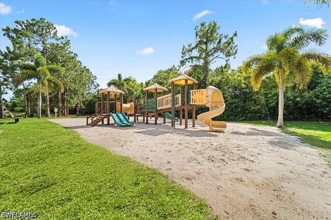 Building Photo - 8235 Ibis Club Dr