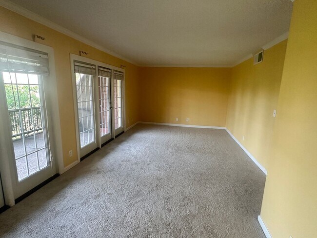 Building Photo - 6691 La Mirada W