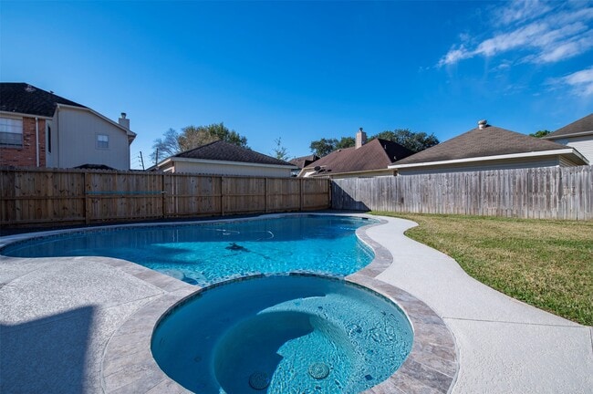 Building Photo - 11434 High Bridge Ct