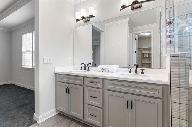 Building Photo - 13 Las Brisas Wy