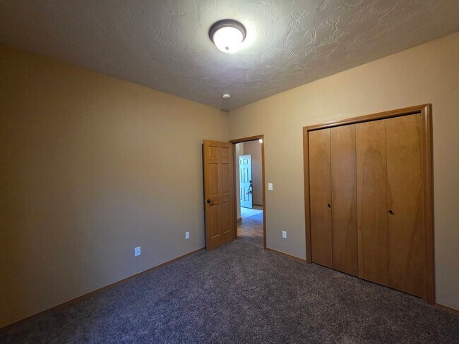 Building Photo - 2300 Meridian Ave