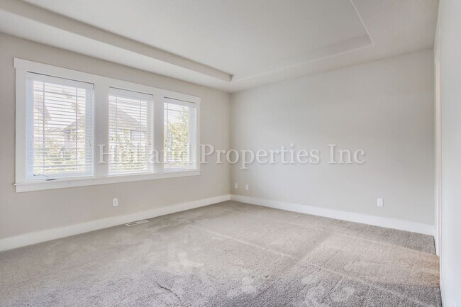 Building Photo - Beautiful North Bethany Home with Resort-Style Amenities & Walkable Location!
