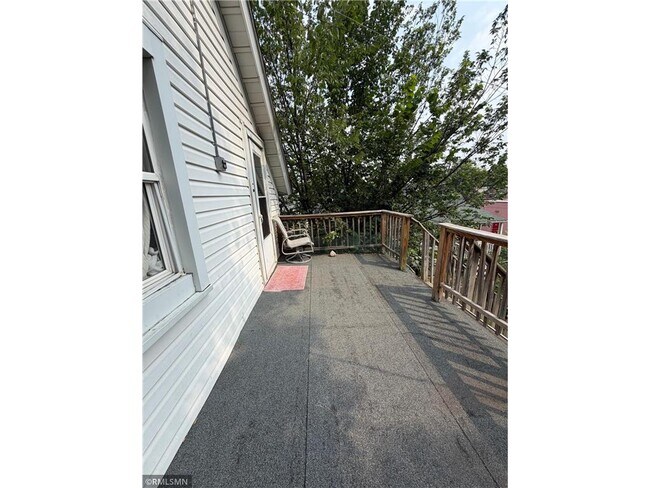 Building Photo - 944 Albemarle St