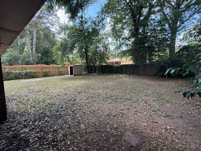 Building Photo - ** 3 bed 2 bath located in Morningview **Call (334-366-9198 for a  self viewing)