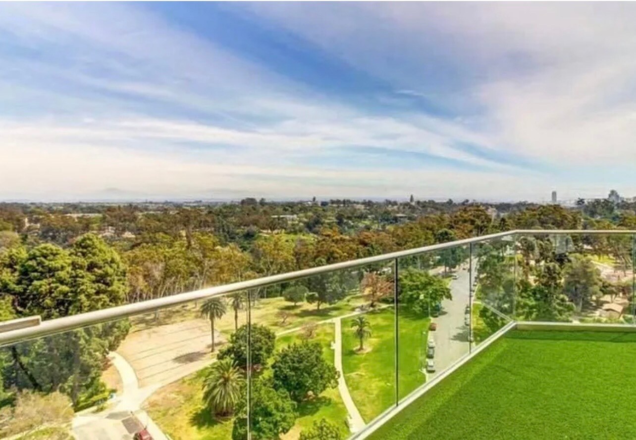 Building Photo - 3415 6th Ave