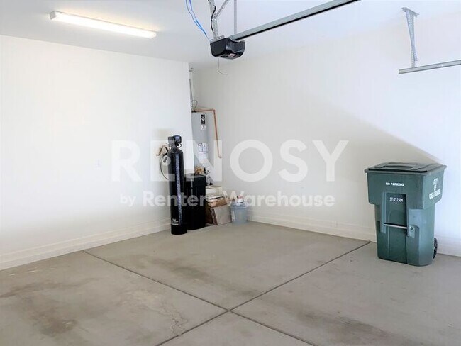 Building Photo - Ideal 4 Br 2 Ba 2 Cg Home Near Cottonwood Ln and Pinal Rd in Casa Grande