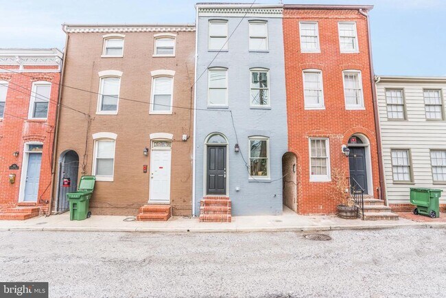 Primary Photo - 522 S Bethel St