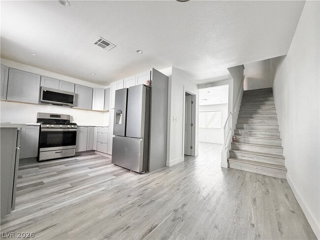 Building Photo - 1720 Cordoba Ln