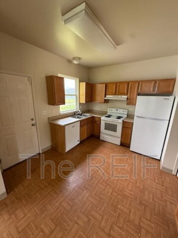 Building Photo - 1526 Garland St