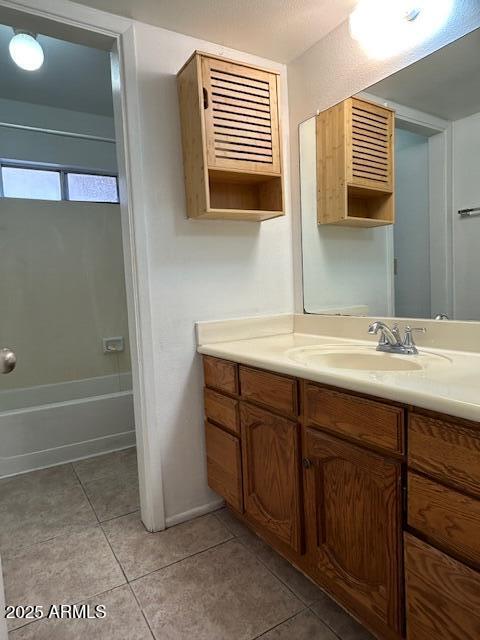 Building Photo - 1843 N Spring