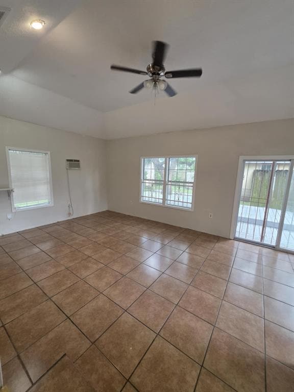 Building Photo - 6109 Saxon Dr