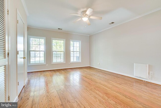 Building Photo - 504 E Bellefonte Ave