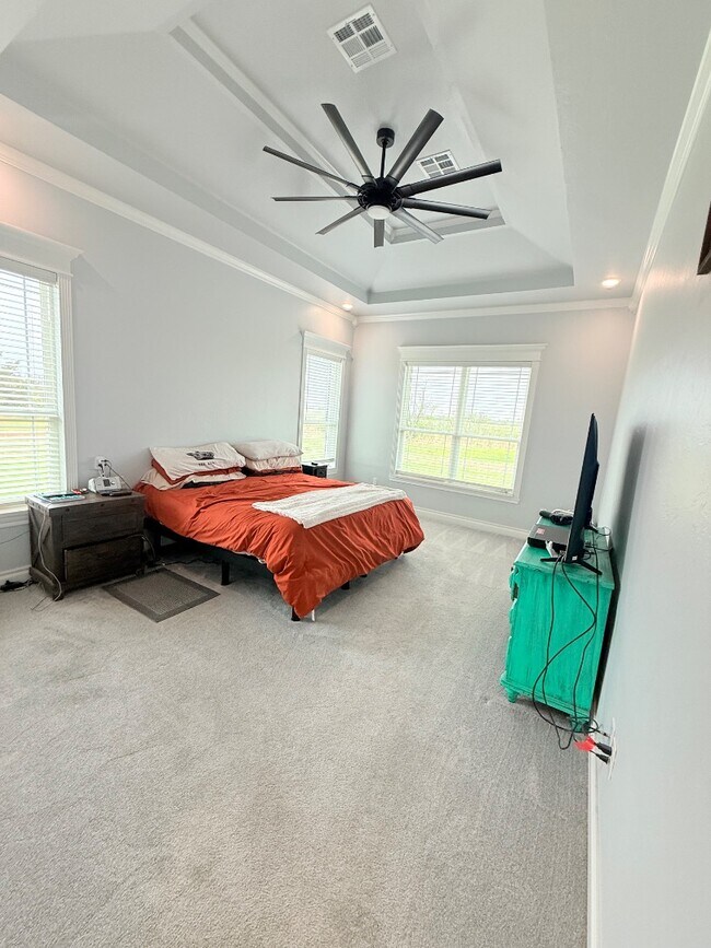 Building Photo - 2276 County Rd 1333