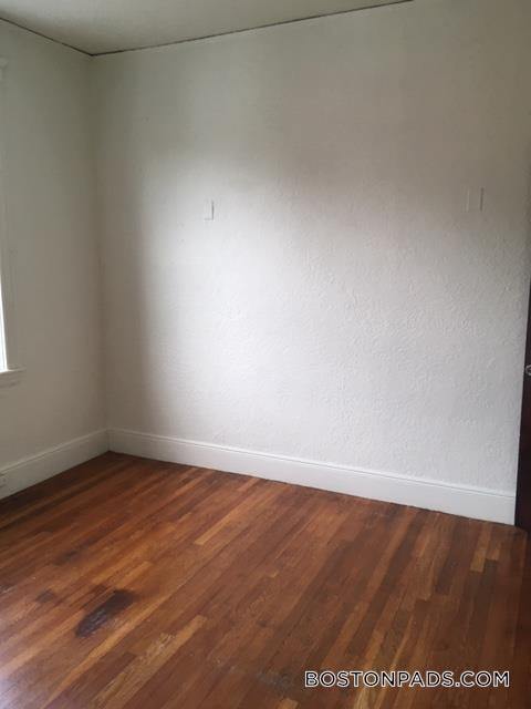 Building Photo - 171 Hemenway St