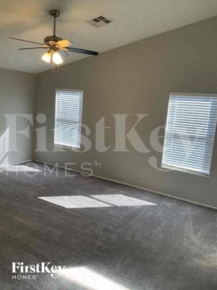 Building Photo - 5354 N Rattler Ct