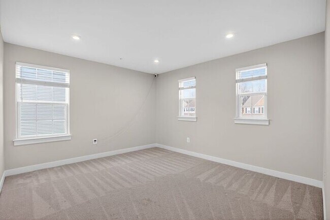 Building Photo - 8625 Windon Ct