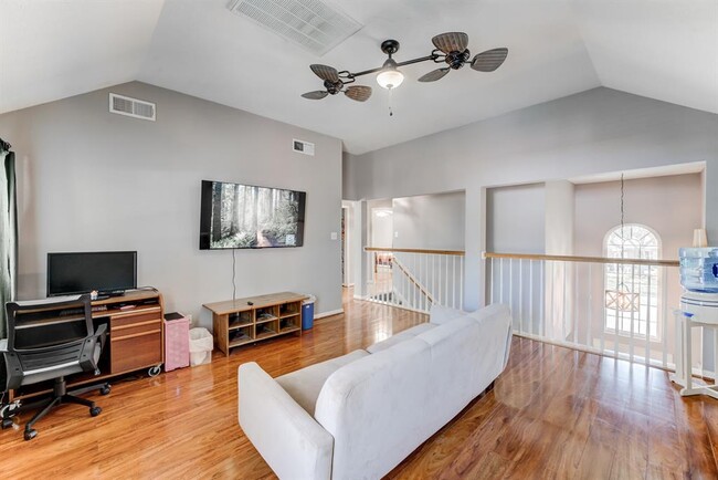 Building Photo - 14403 Cypress Green Dr