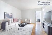 Building Photo - 300 E 46th St