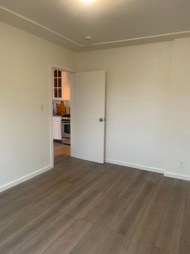 Building Photo - Your New Home Is Ready — Spacious, Stylish, and Fully Upgraded!”