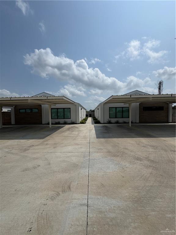 Primary Photo - 1200 E Hibiscus Ave
