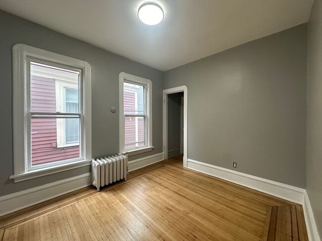 Building Photo - 2711 Aldrich Ave S