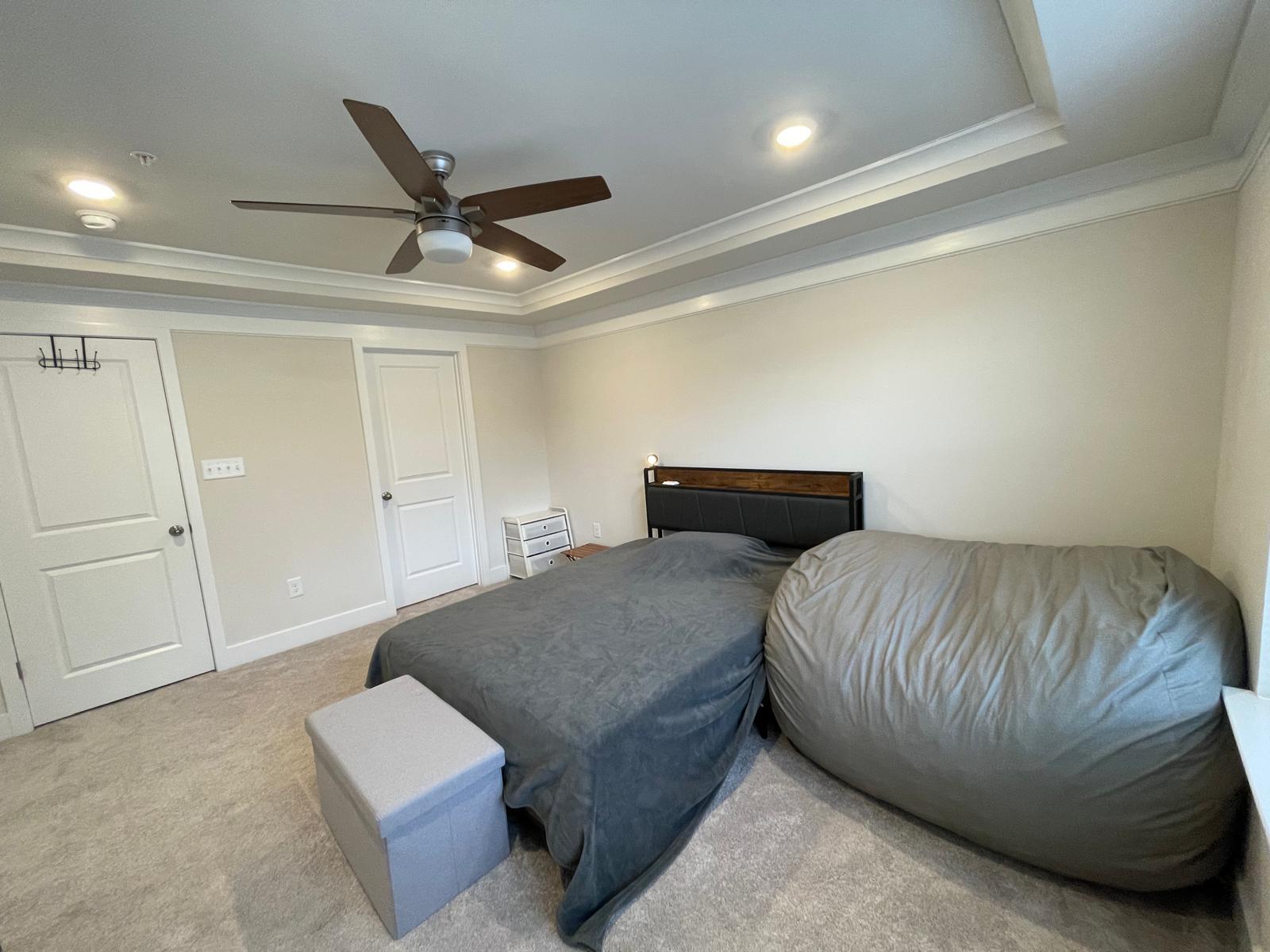 Building Photo - 1235 Greylock Ln