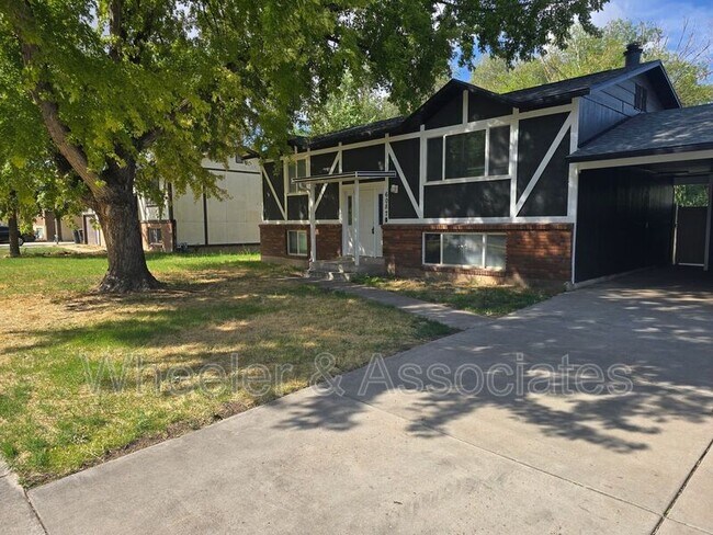 Building Photo - 6087 S 2475 W