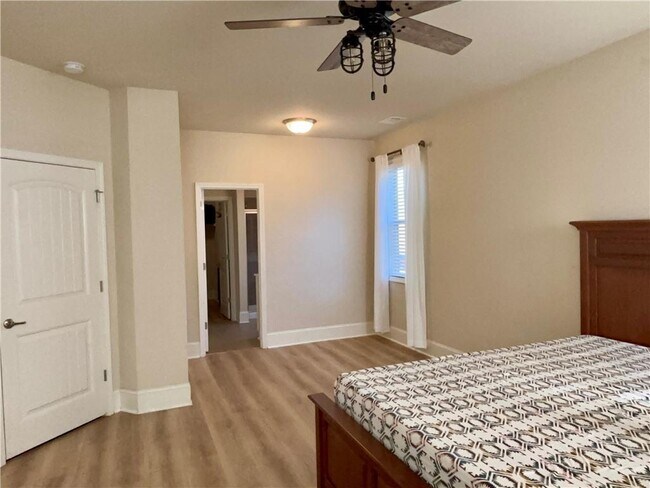 Building Photo - 7590 Bromyard Terrace