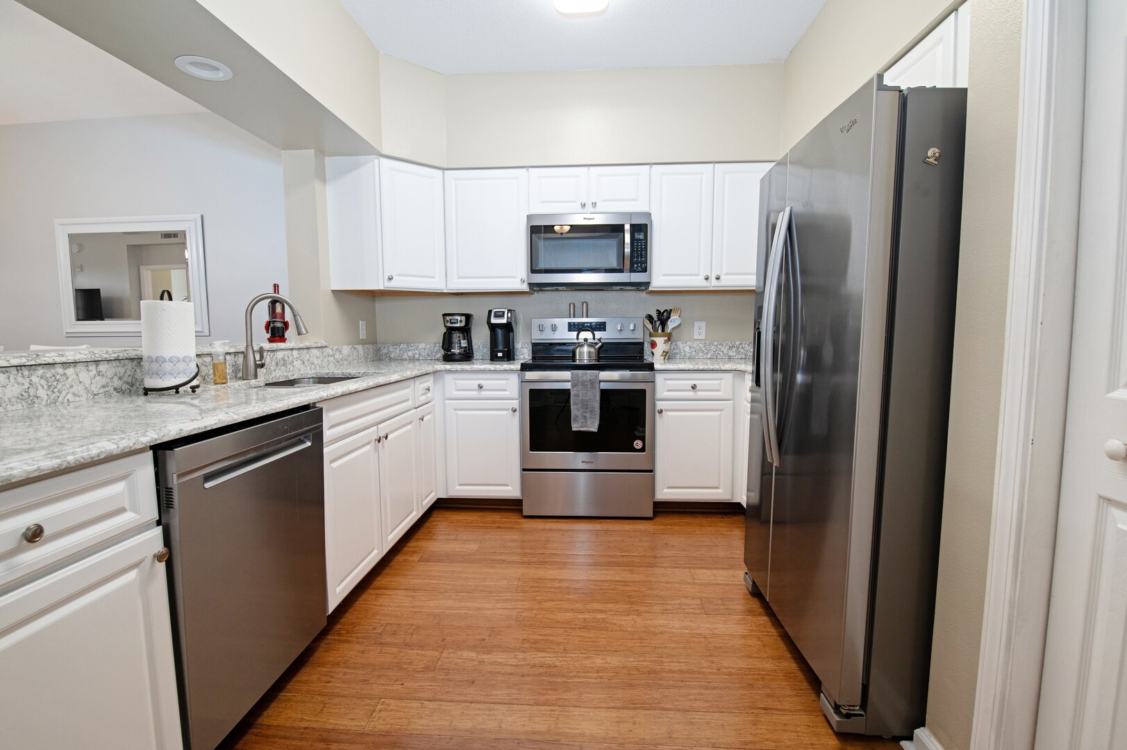 Building Photo - 235 Atlantis Cir