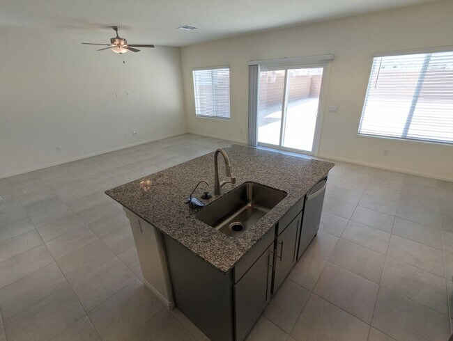 Building Photo - 7703 Moore Crk Ln