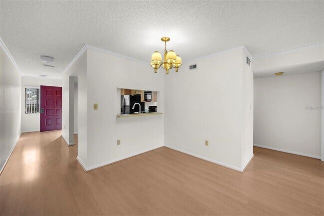 Building Photo - 2679 Sabal Springs Cir