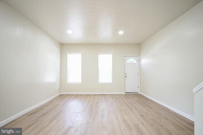 Building Photo - 1830 Filmore St