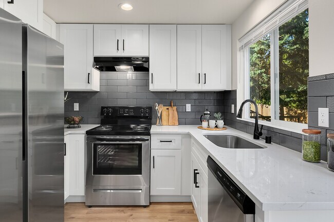 Building Photo - 5707 202nd St SW