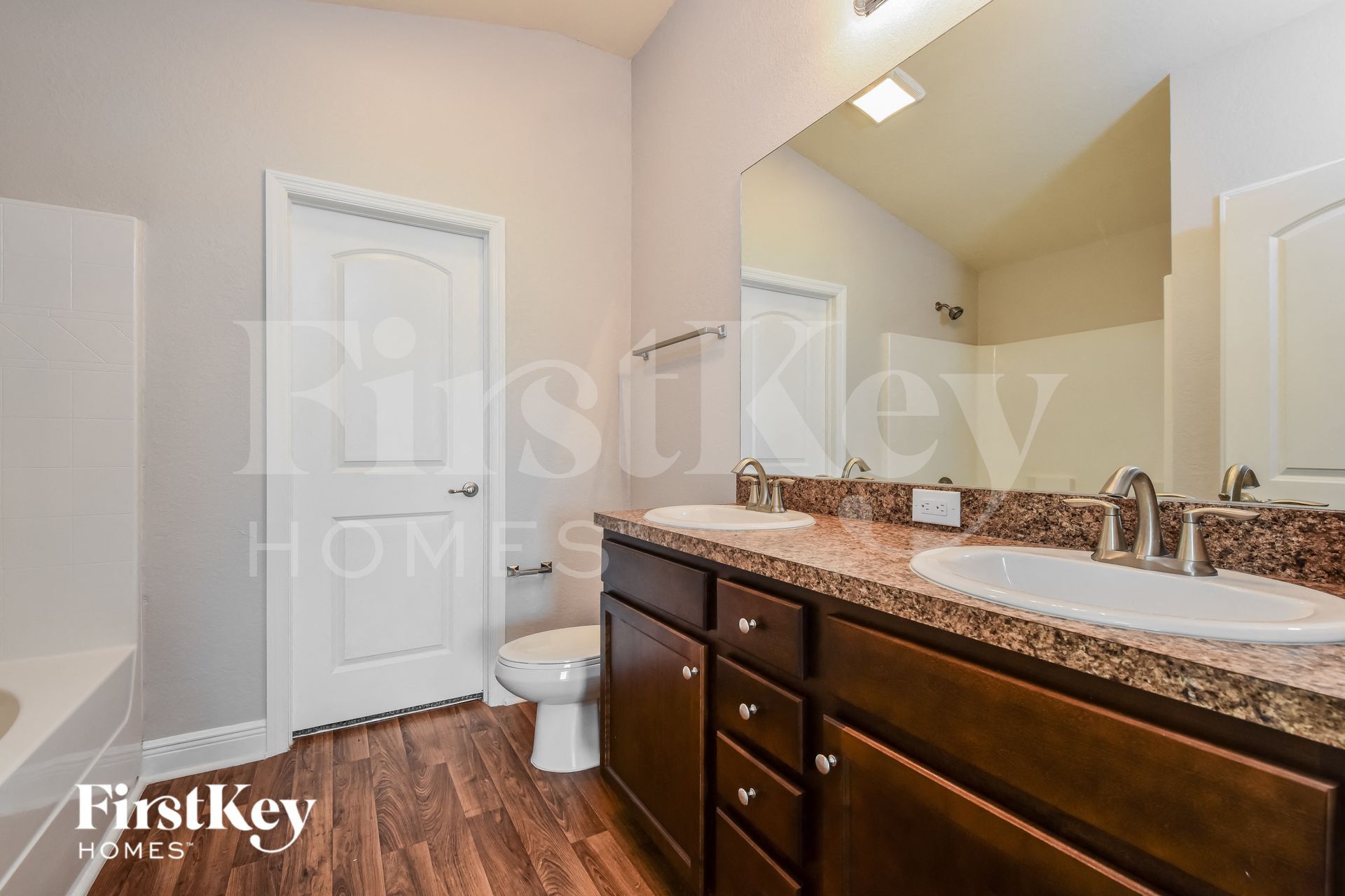 Building Photo - 2716 NW 3rd Ave